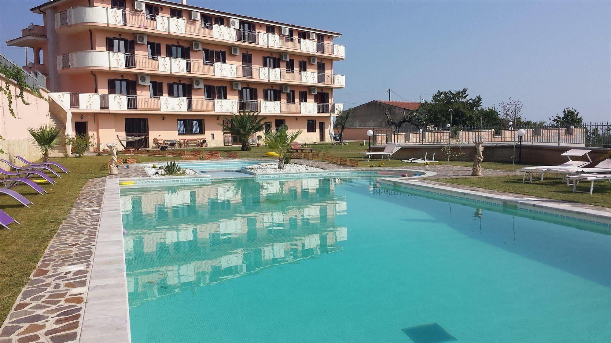 Chimento Resort Corigliano Calabro Luaran gambar